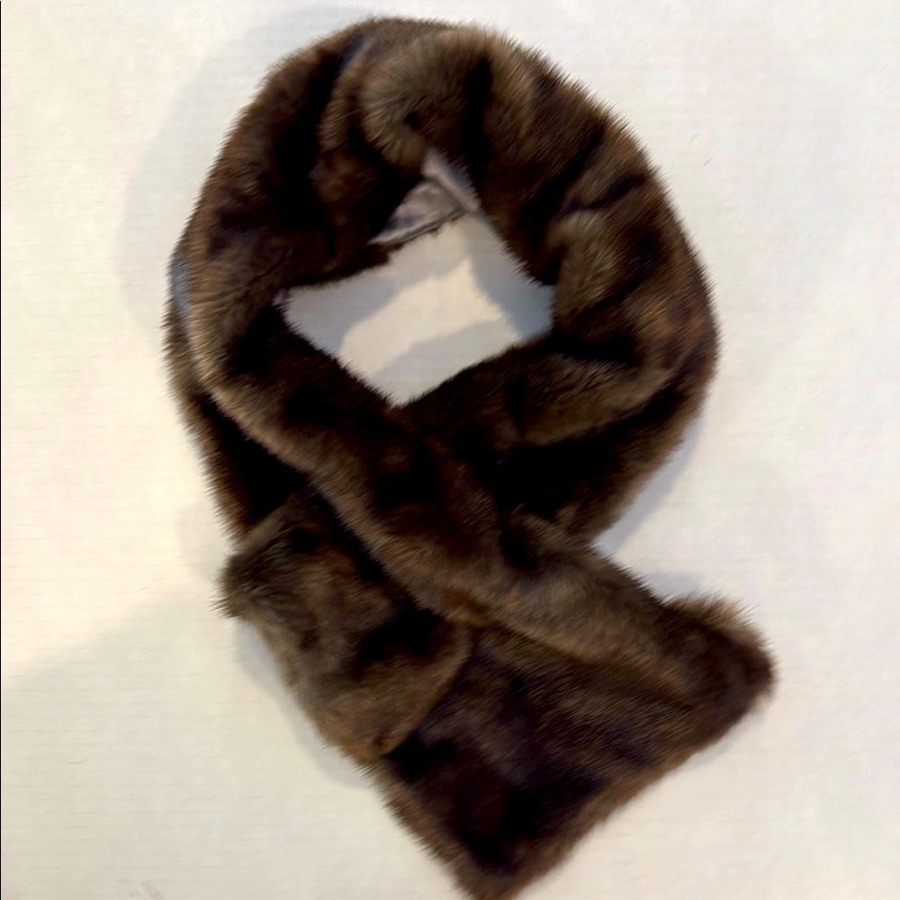 Stevie Mac Luxurious Brown Faux Fur Stole - Picture 6 of 8